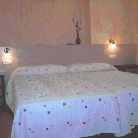 Hostal Valle Del Iregua Albelda De Iregua Chambre photo